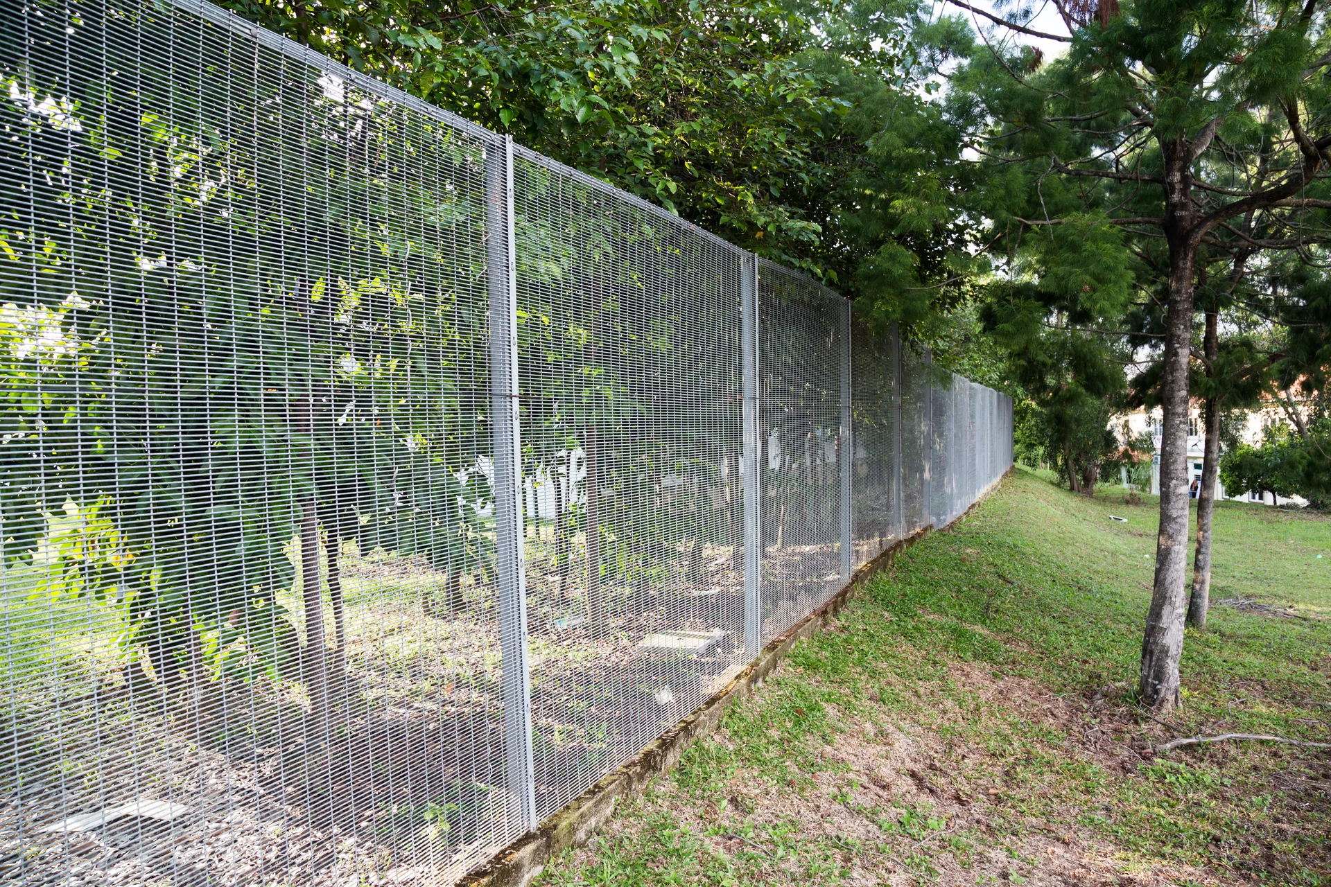 SECURIMESH D-FENCE D-LAY 5+ Medium Threat Level